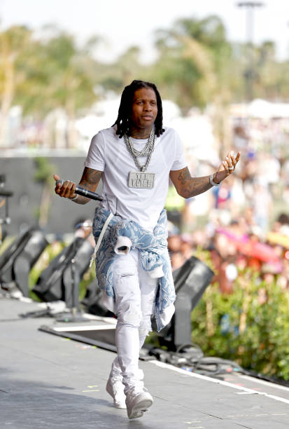 "Safety First: Lil Durk Show Evacuated Amid False Active Shooter Report at United Center"