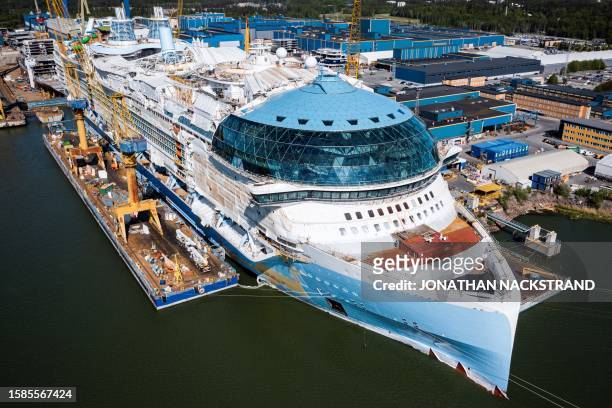 The world's largest cruise ship, Icon of the Seas